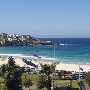 Gallery image of Bondi Beach Hazel unit 1 - Beach view with balcony and 2 bedrooms in Sydney