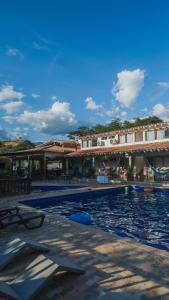 Bazén v ubytování Hotel Bosque Blue nebo v jeho okolí