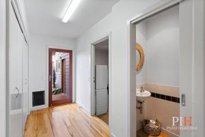 Φωτογραφία από το άλμπουμ του Beachwood Retreat for Ultimate Relaxation σε Cowes +25 φωτογραφίες