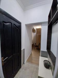 Η κουζίνα ή μικρή κουζίνα στο Nice studio with all amenities