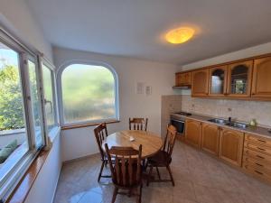 Η κουζίνα ή μικρή κουζίνα στο Vera