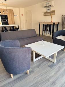 ギソナクシアにあるKarzenのギャラリーの写真