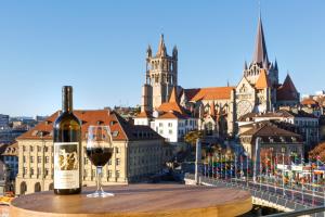 Nápoje v ubytování Swiss Wine by Fassbind