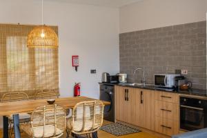 Cucina o angolo cottura di Anse Boudin Chalets