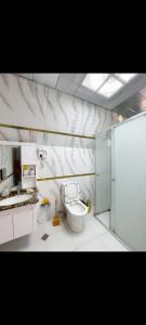 Ένα μπάνιο στο Liki Home 4