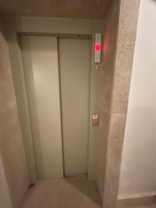 Fotografie z fotogalerie ubytování Madinaty B12 Shared Apartment With Private Rooms - One minute from Mall - غرفة خاصة في شقة مشتركة v destinaci Madinaty