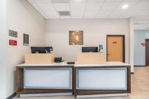 Sjónvarps- og/eða afþreyingartæki á Comfort Inn Miramar Beach-Destin