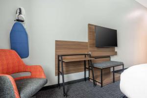 Sjónvarps- og/eða afþreyingartæki á Comfort Inn Miramar Beach-Destin