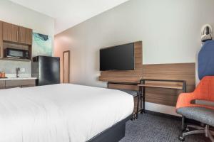 Eldhús eða eldhúskrókur á Comfort Inn Miramar Beach-Destin