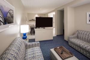 Φωτογραφία από το άλμπουμ του Hotel Renovo Des Moines Urbandale,Tapestry Collection Hilton σε Urbandale