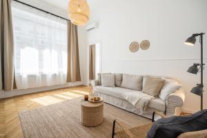 Empire Echo 2-BDR Apartment 1061 Budapest, Király u. 14 kép - 2
