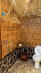 Koupelna v ubytování el bamboo guesthouse
