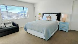 Letto o letti in una camera di Better than Home - NEW Lake View