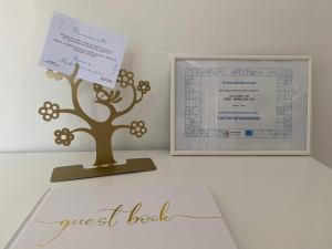 Certifikát, hodnocení, plakát nebo jiný dokument vystavený v ubytování Gemma Mediterranea