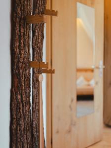 A bed or beds in a room at Hotel Villa Freiheim