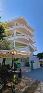 Το κτήριο όπου στεγάζεται  ο ξενώνας