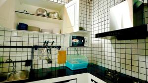 Kuchyň nebo kuchyňský kout v ubytování Meenakorn Pool Villa Satun