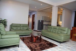 Afbeelding uit fotogalerij van Daisy's Apartments in Bwebajja