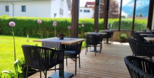 A garden outside Hotel Goldene Rose