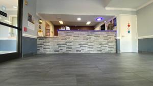 Fotografie z fotogalerie ubytování Days Inn & Suites by Wyndham Winnie v destinaci Winnie