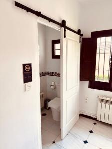 Łazienka w obiekcie Hotelito Suecia