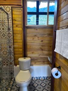 Cabaña Los Calima Green Soul的一间浴室
