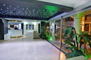 Vstupní hala nebo recepce v ubytování Budo Hotel