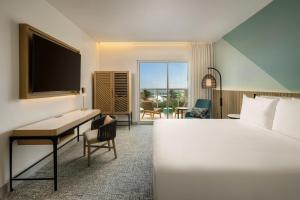 Katil atau katil-katil dalam bilik di Courtyard by Marriott Curacao