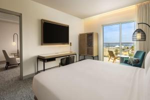 Katil atau katil-katil dalam bilik di Courtyard by Marriott Curacao