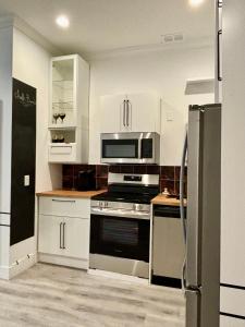 Gallery image of Beautiful Modern Muse with all you need within and around in Soulard +14 photos