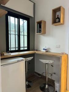 Kuchyň nebo kuchyňský kout v ubytování Cozy Nest Batroun