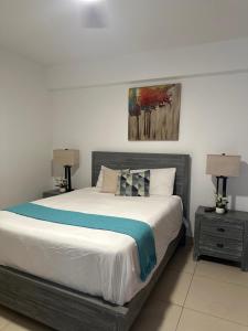 Voodi või voodid majutusasutuse Beachfront, Juandolio toas