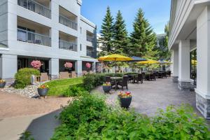 Zahrada ubytování Courtyard by Marriott Anchorage Airport