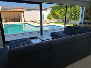 Bazén v ubytovaní VILLA ENJOY LUX in Split alebo v jeho blízkosti