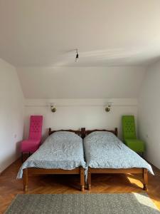 Giường trong phòng chung tại Vila Vera