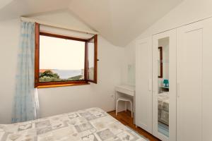 Posteľ alebo postele v izbe v ubytovaní Holiday house Nena with pool + 37 fotografií