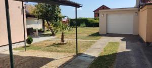 Zahrada ubytování Apartmani Astra