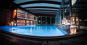 Bazén v ubytovaní Hotel Růžové údolí alebo v jeho blízkosti + 12 fotografií
