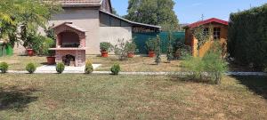 Zahrada ubytování Apartmani Astra