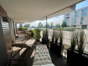 Μπαλκόνι ή βεράντα στο Modern Weserblick Apartment
