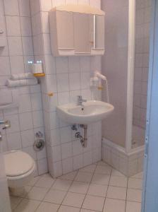 Et badeværelse på Apartmentcenter Koblenz