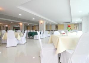 Posezení v ubytování Convenient Grand Plus Hotel Suvarnabhumi