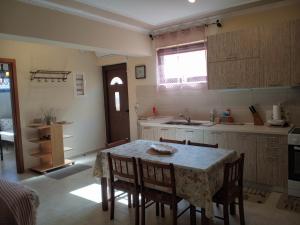 Gallery image of Fotini's Holiday Beach Home in Dhíkella