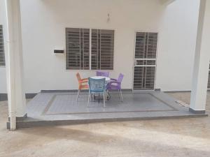 Fotografie z fotogalerie ubytování La Maison Blanche v destinaci Bafoussam