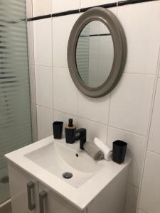 Mynd úr myndasafni af Appartement T3 proche de la mer í Le Diamant