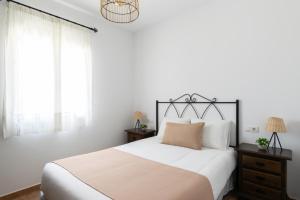 Cama o camas de una habitación en Casa Los Olivos Álora - Caminito del Rey 54 fotos más