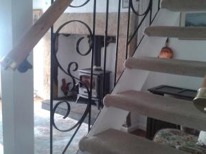 The fitness center and/or fitness facilities at Angate Cottage 