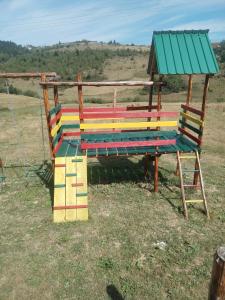 Imagine din galeria proprietății Planinska kuća Jovanić în Nova Varoš