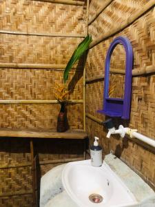 Un baño de Serene Boulder