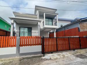 Bangunan di mana terletaknya rumah percutian